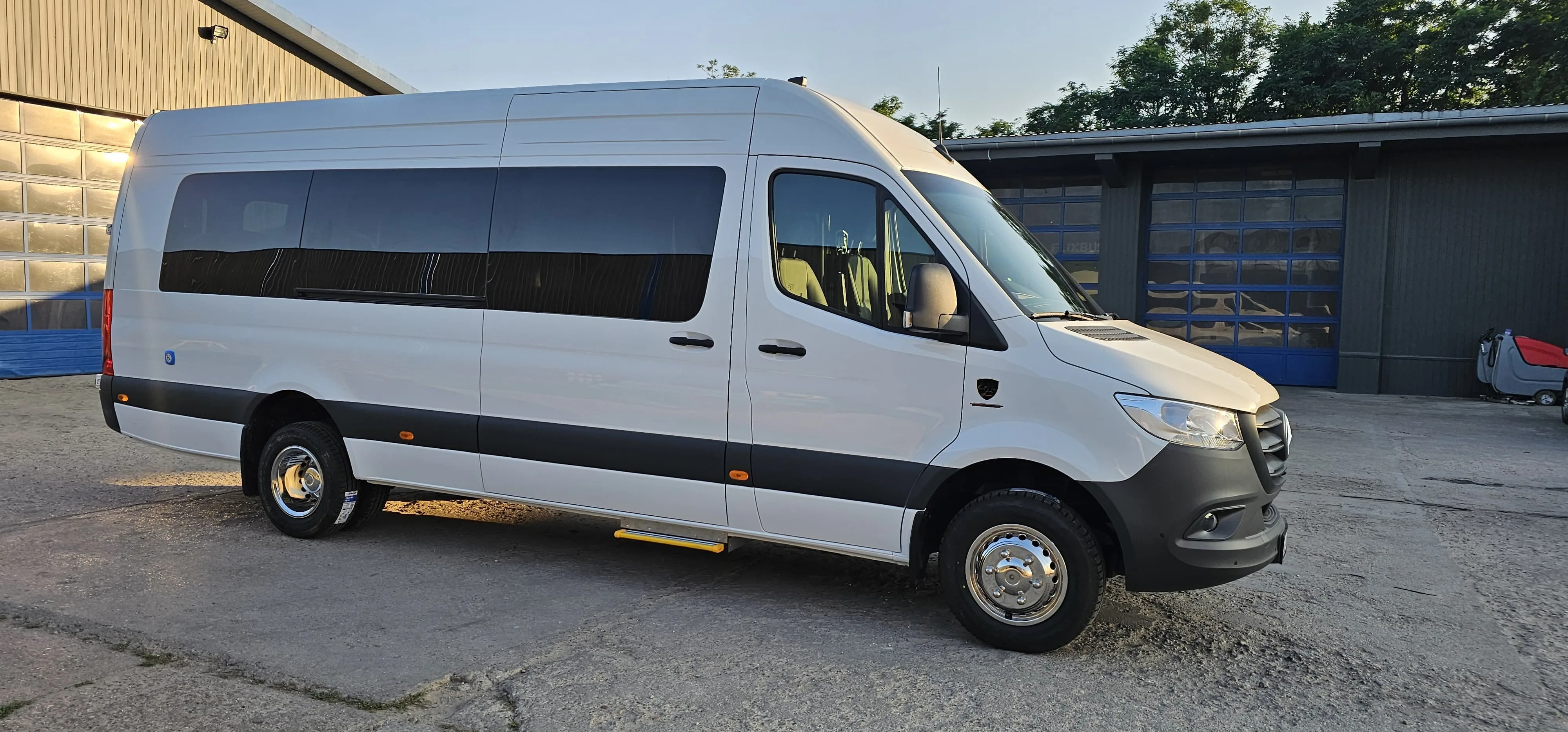 Connect – vista lateral exterior